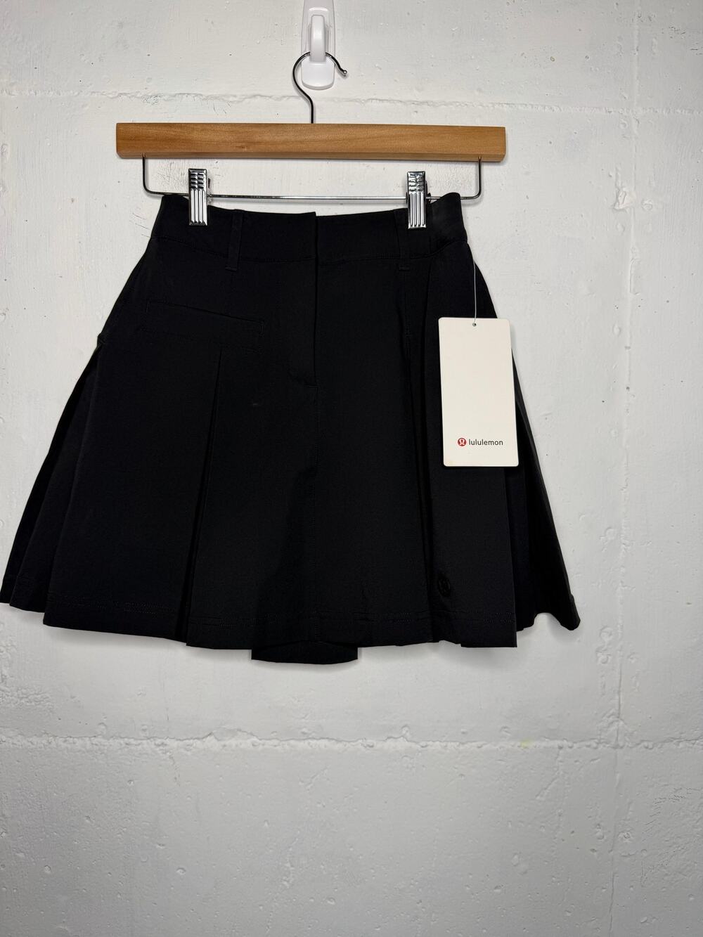 NEW Lululemon Box Pleat Golf Skort Black Size 2 / 22